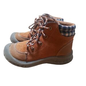 OshKosh B'gosh Benito Toddler Boy Ankle Boots size 11